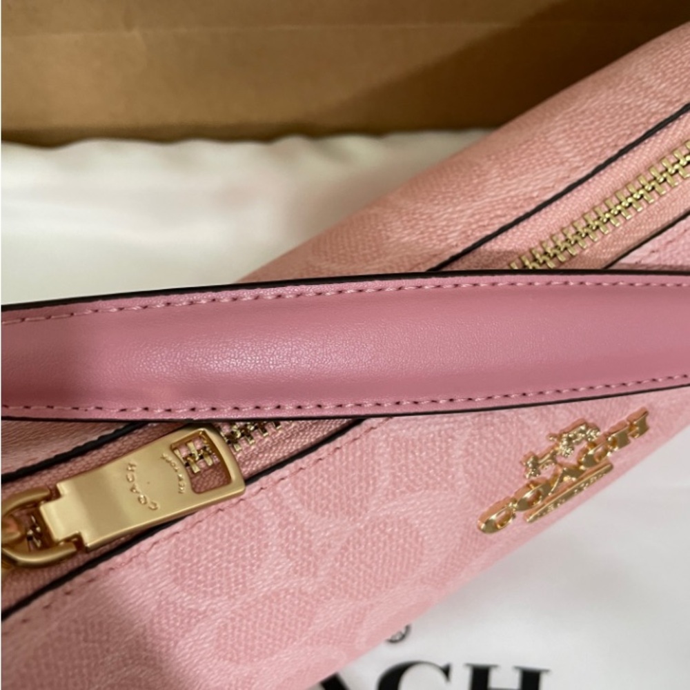 Coach Pink Signature Shoulder Bag with Gold Hardware CA933 - Picture 11 of 13